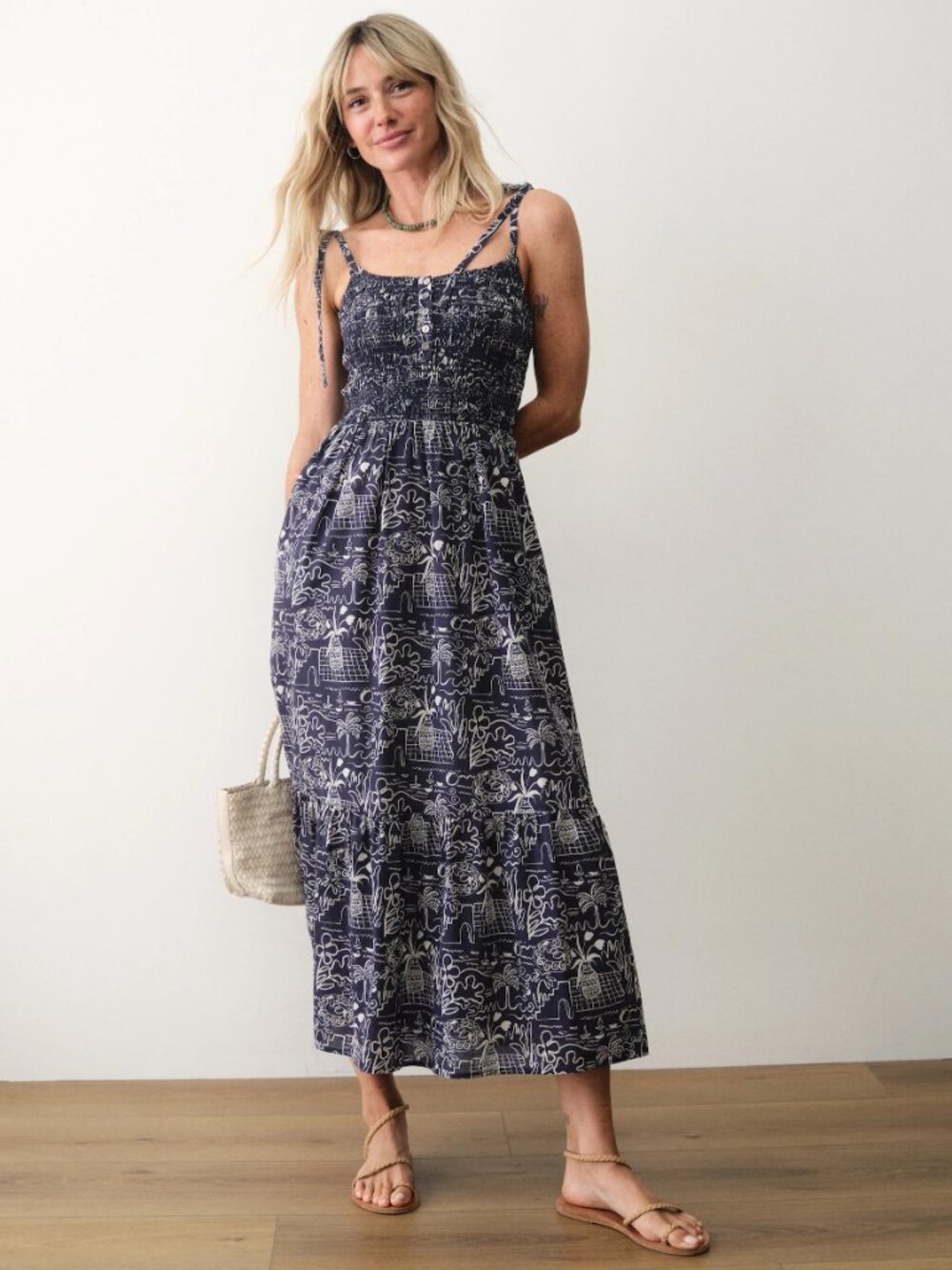 Marine Layer Carmen Smocked Dress in Flores Print, Size Medium - Picture 3 of 8